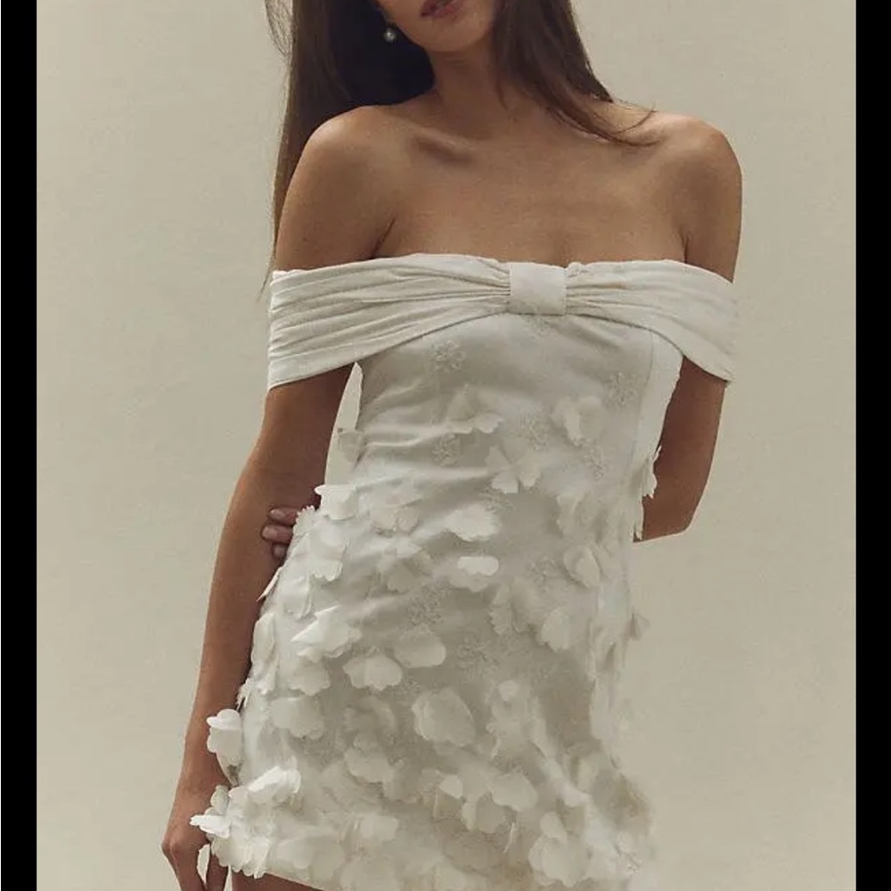 Off the shoulder mini dress NWOT white bridal
